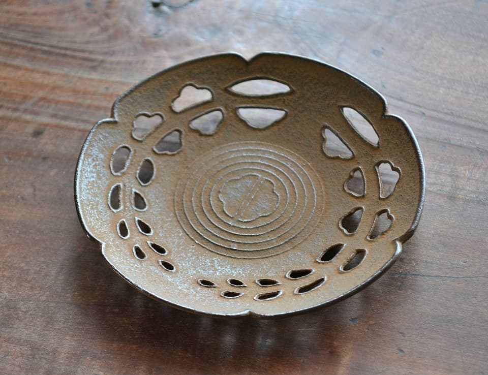 藤すかし茶托(表)