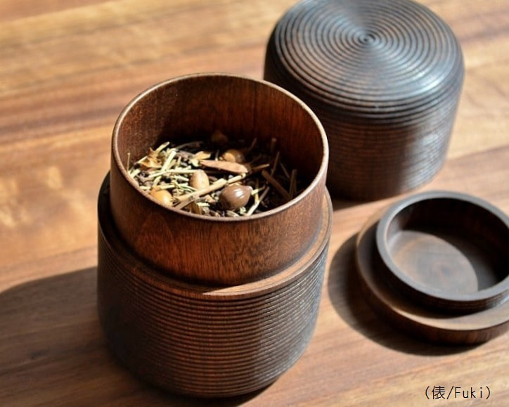 茶筒 KARMI(俵・フキ)使用イメージ