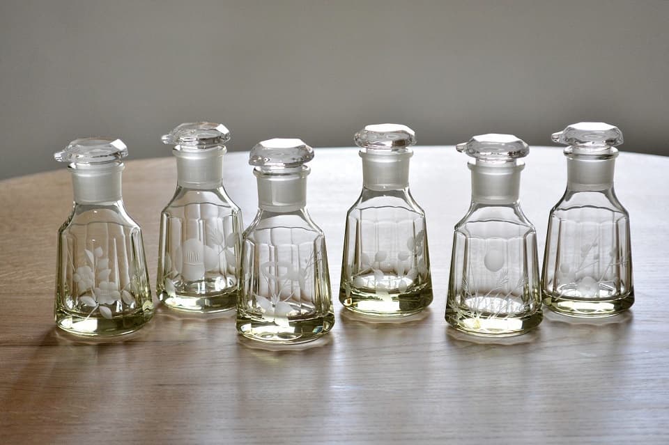 液だれしないおしゃれなガラス製醤油差し(江戸花切子しょうゆ差し)<廣田硝子>