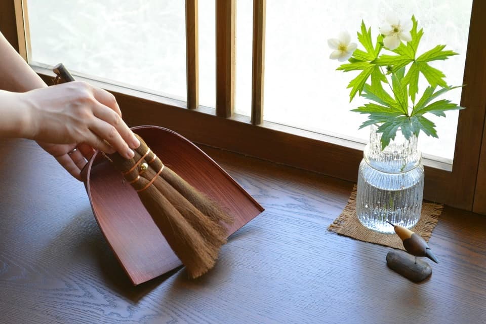 【使用イメージ】3玉荒神箒×はりみ(小)<山本勝之助商店×白木屋傳兵衛>